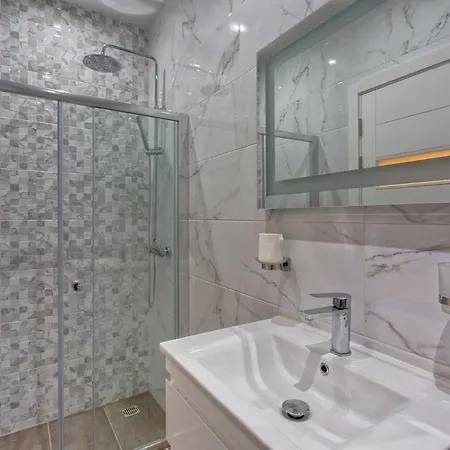 Gorgeous 1br Steps To The Promenade Σλιέμα